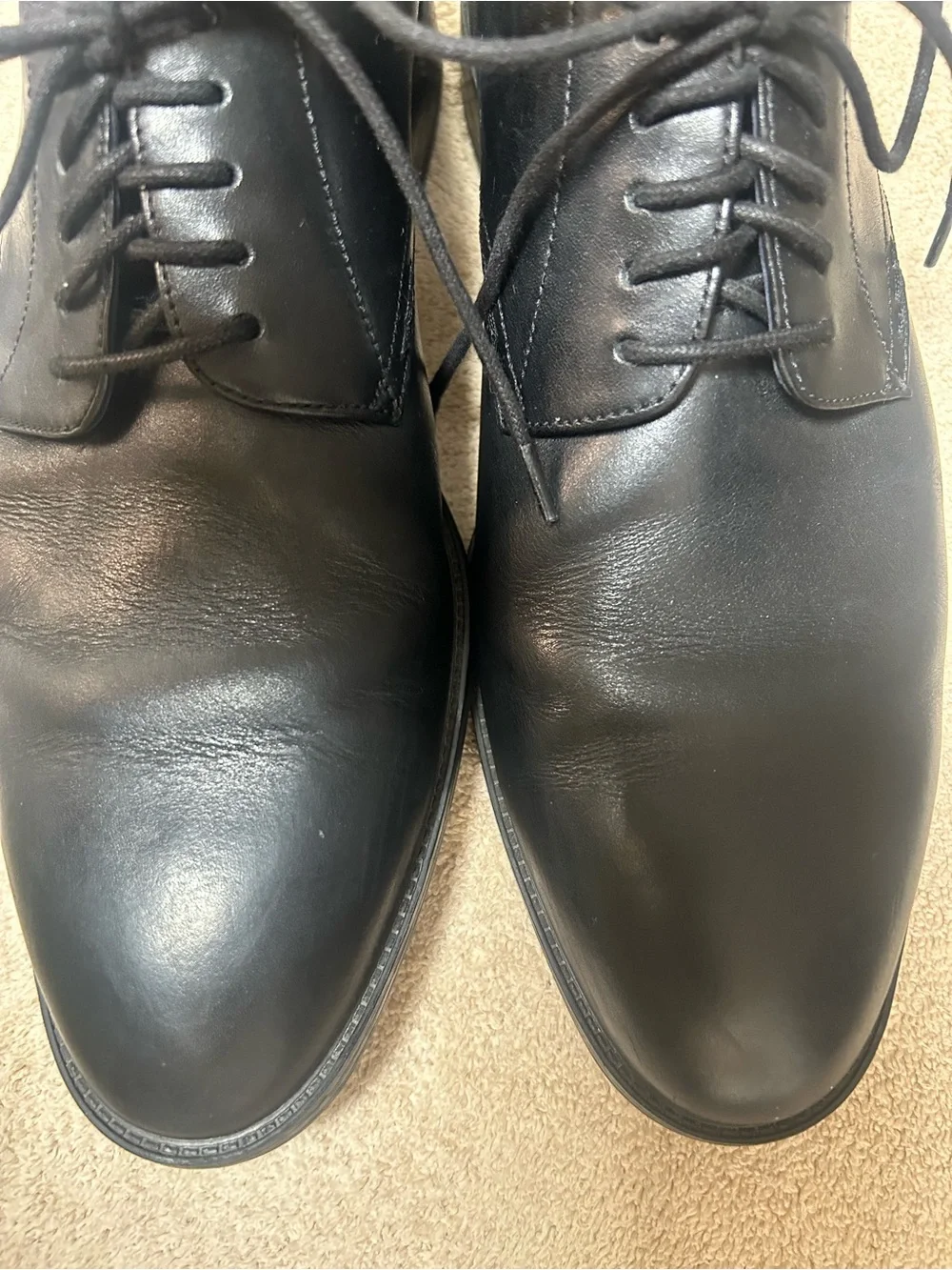 COLE HAAN HAWTHORNE smooth black leather  mens oxfords EUC size 10M little wear